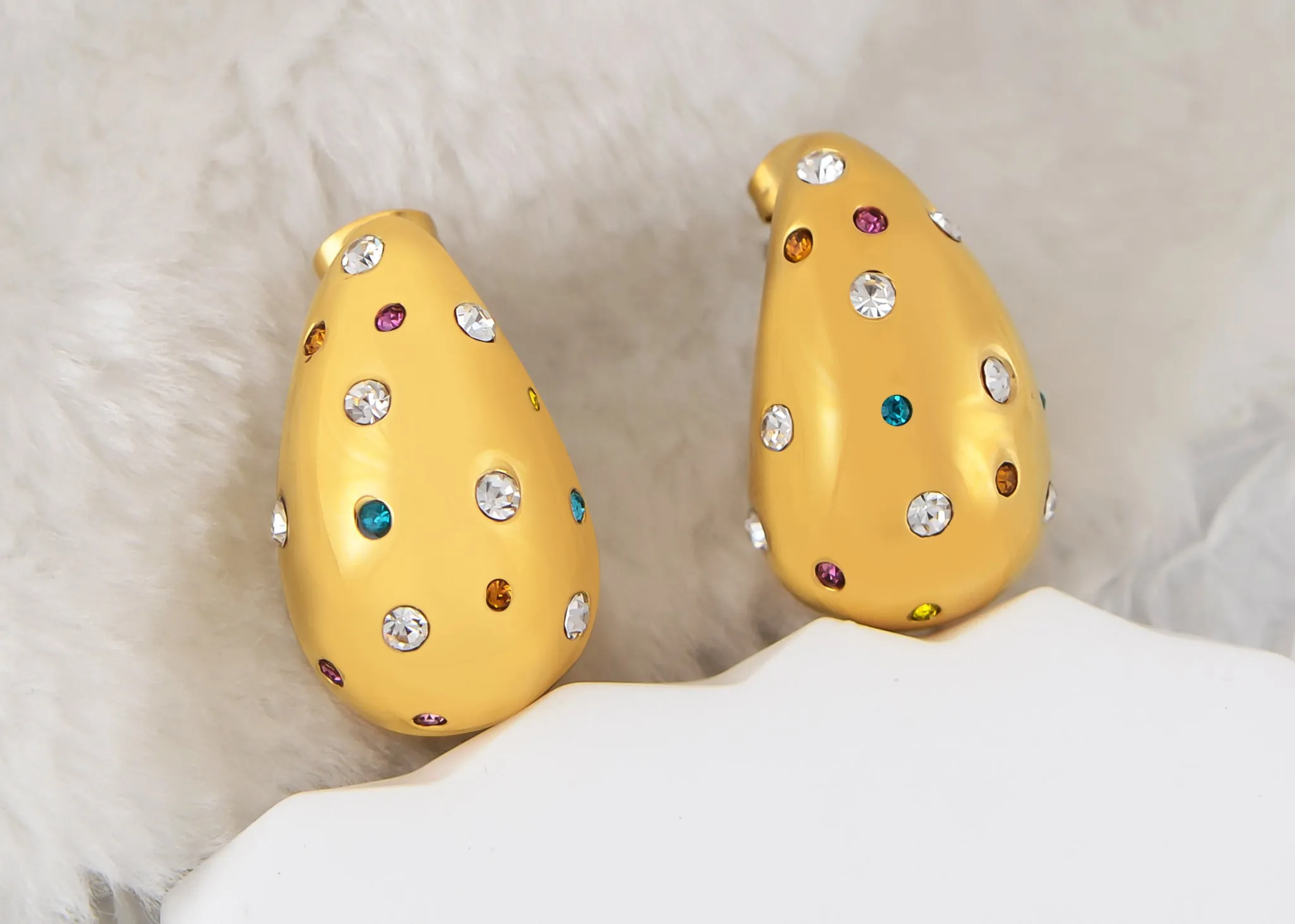 Alilang 18K Gold Plated Teardrop Chunky Earrings Waterdrop Earrings Lightweight Dupes Earrings