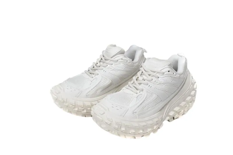 Balenciaga Bouncer All White Sneaker