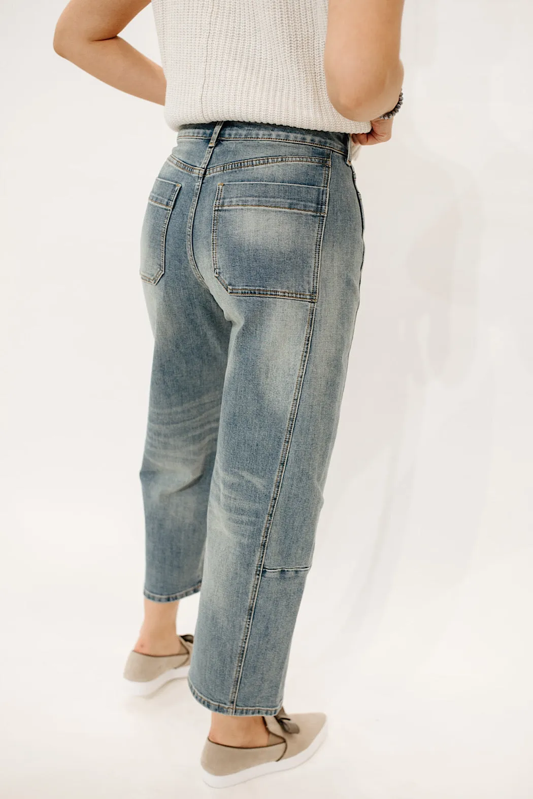 Barrel Cropped High-Rise Jean