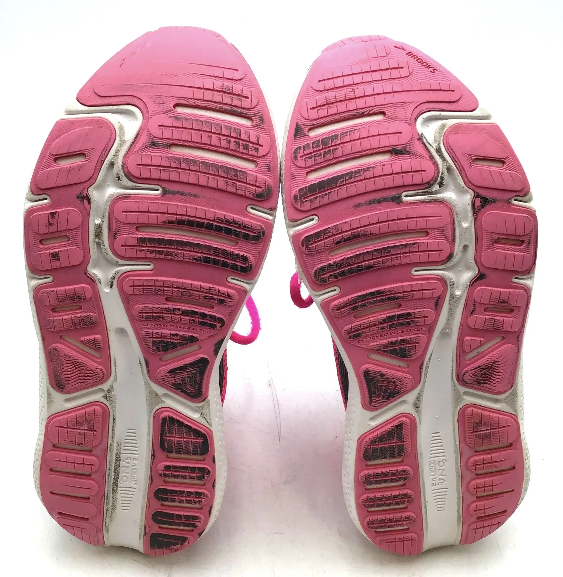 Brooks Women's Ghost Max 1203951B628 Pink Athletic Shoes - Size 8B