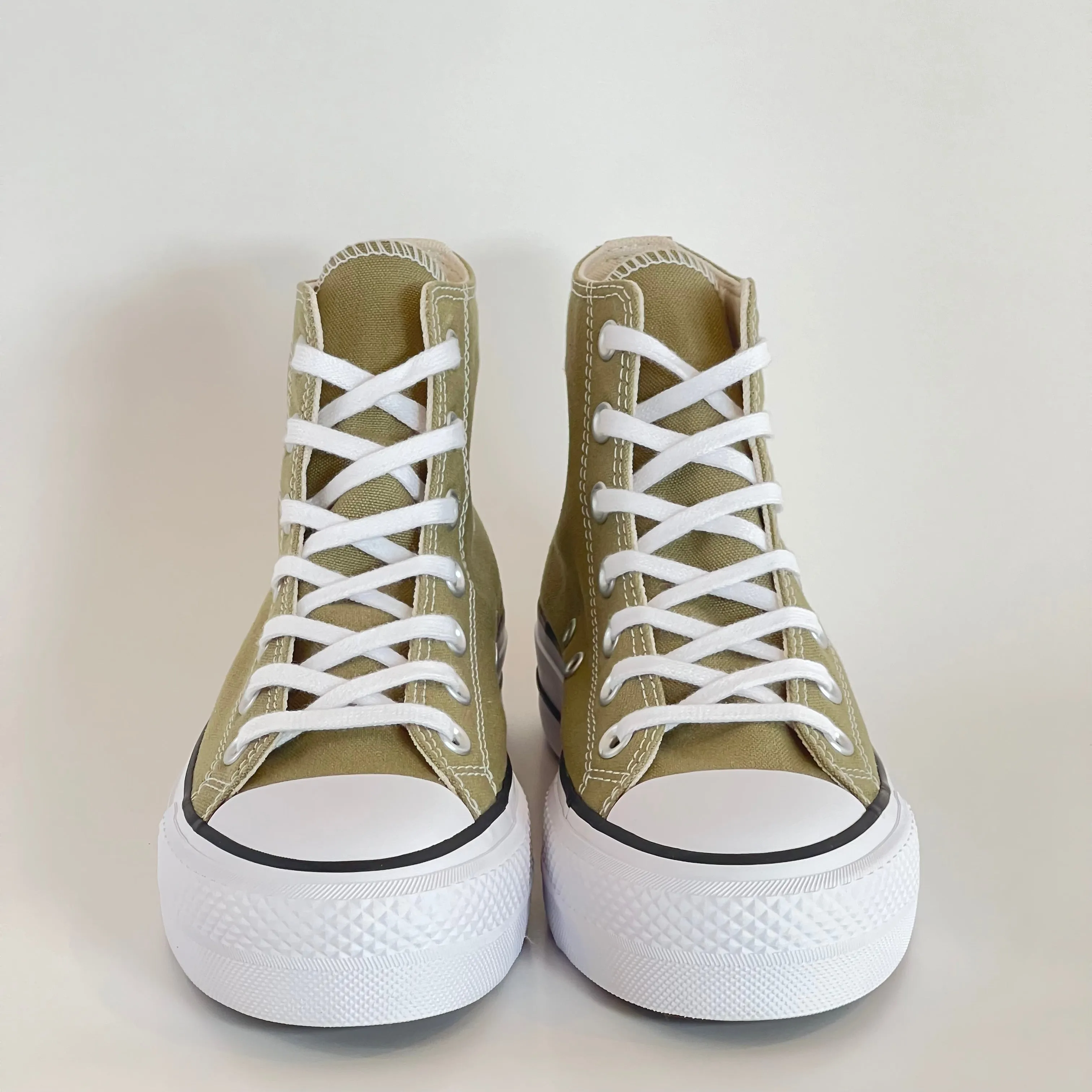 Converse CTAS Hi Lift Seasonal Color Women's Platform Sneakers A07571F NWT
