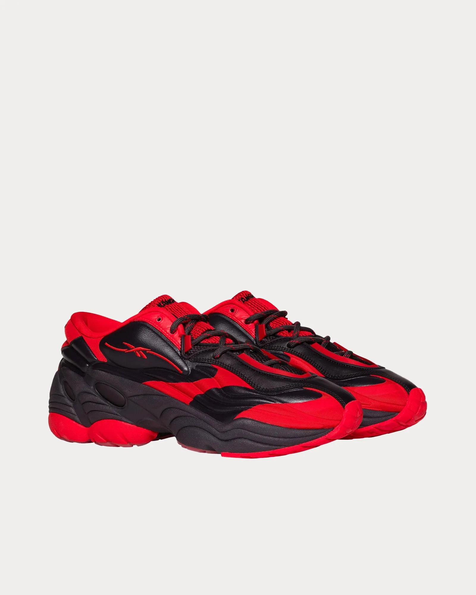 DMX Run 6 Modern Black / Red Low Top Sneakers
