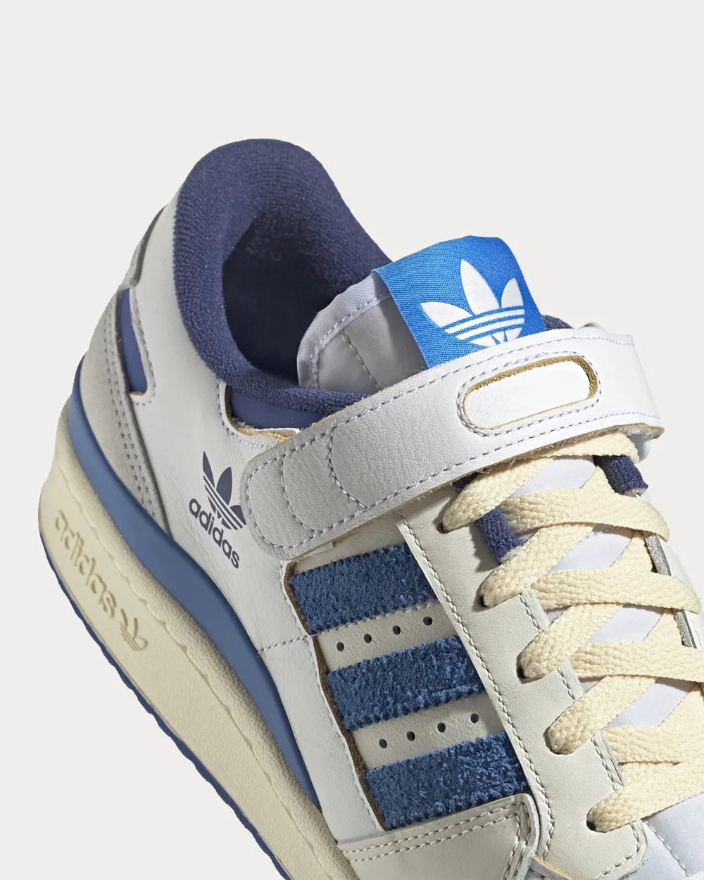 Forum 84 Blue Thread Low Top Sneakers