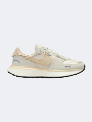 Nike Phoenix Waffle Women Lifestyle Shoes White