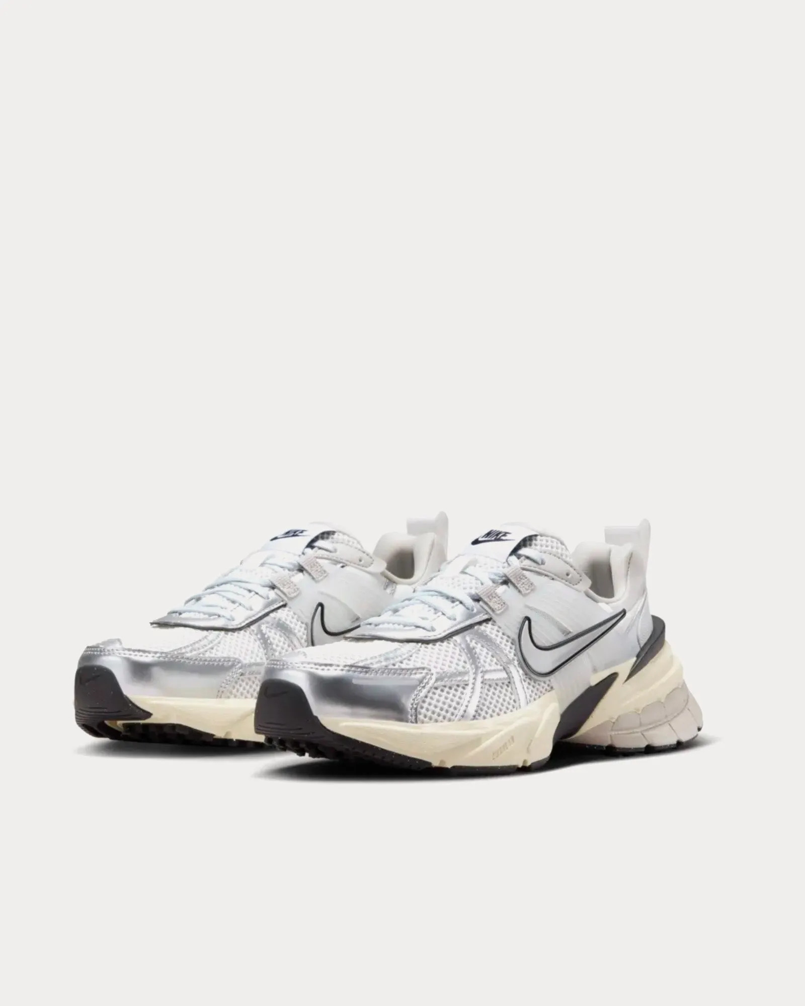 V2K Run Summit White / Metallic Silver Low Top Sneakers