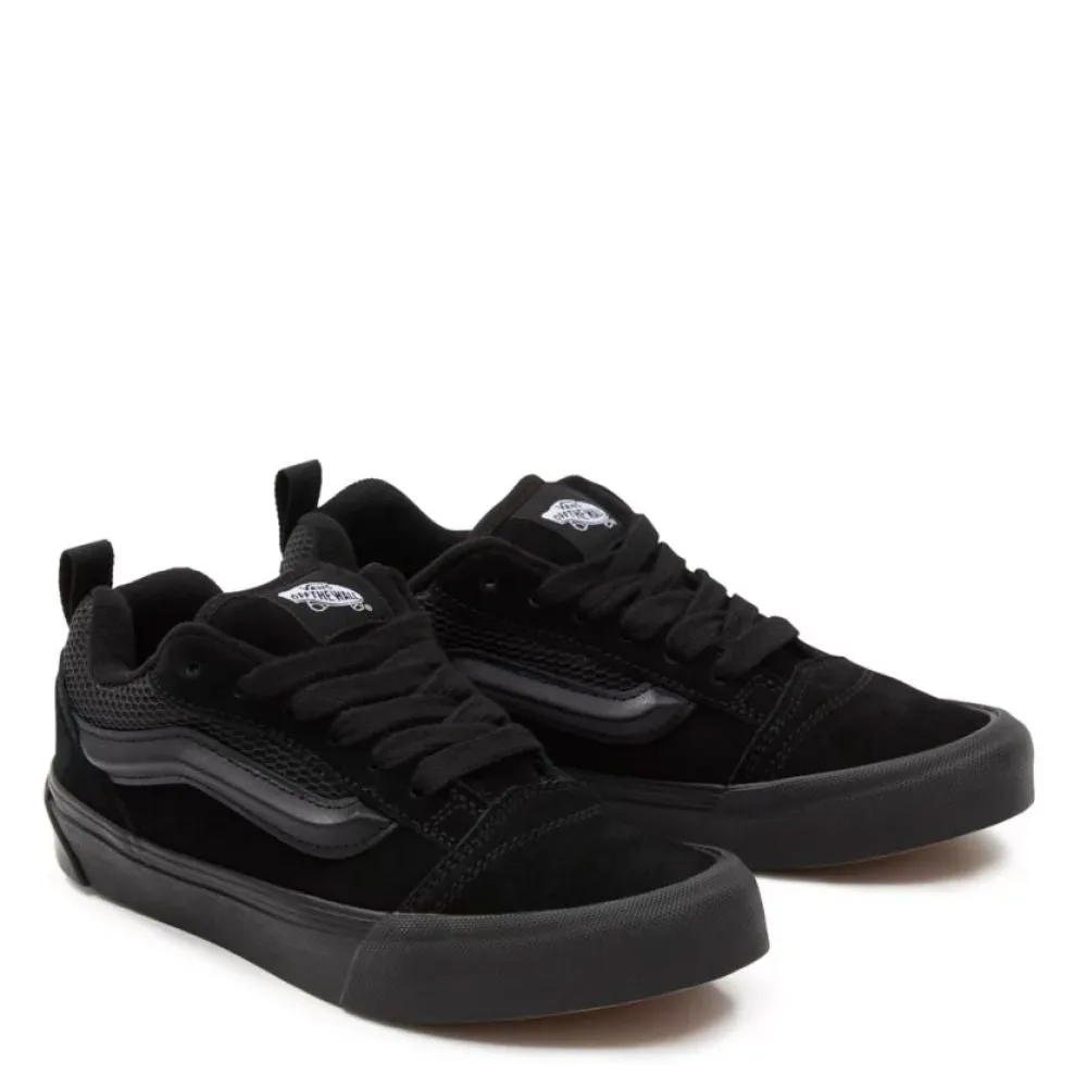 Vans Knu Skool in Black/Black
