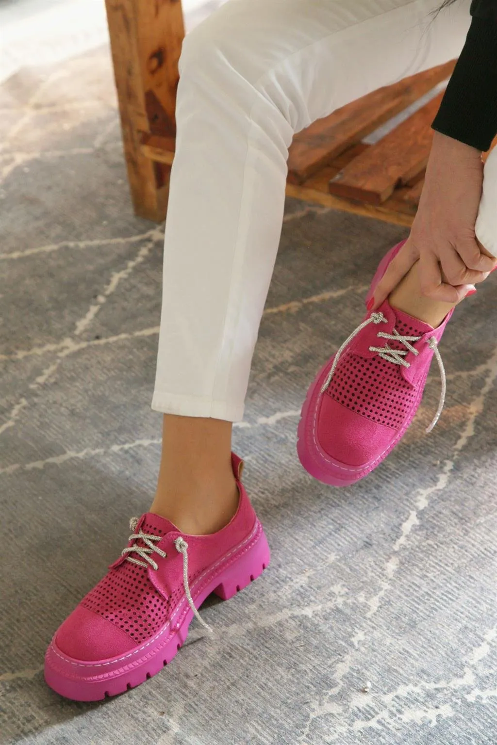Women's Ballerina Stone Lace-up Shoes Fuchsia Leather